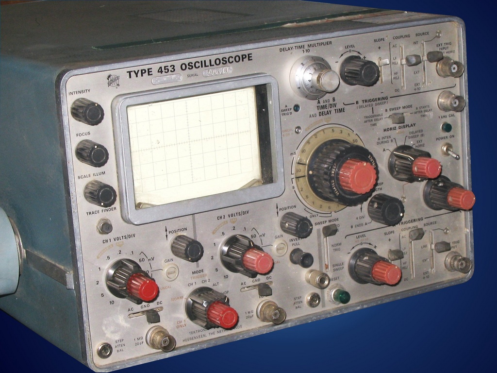 scope_Tektronix_453_face_avant.jpg