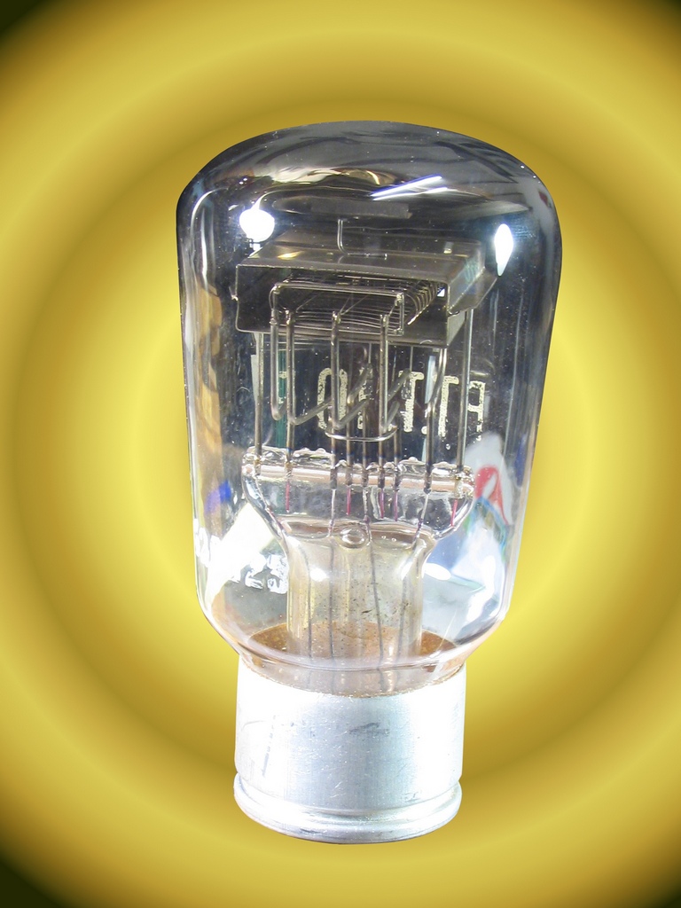 Lampe_PTT_type_TM_SFR_106.JPG