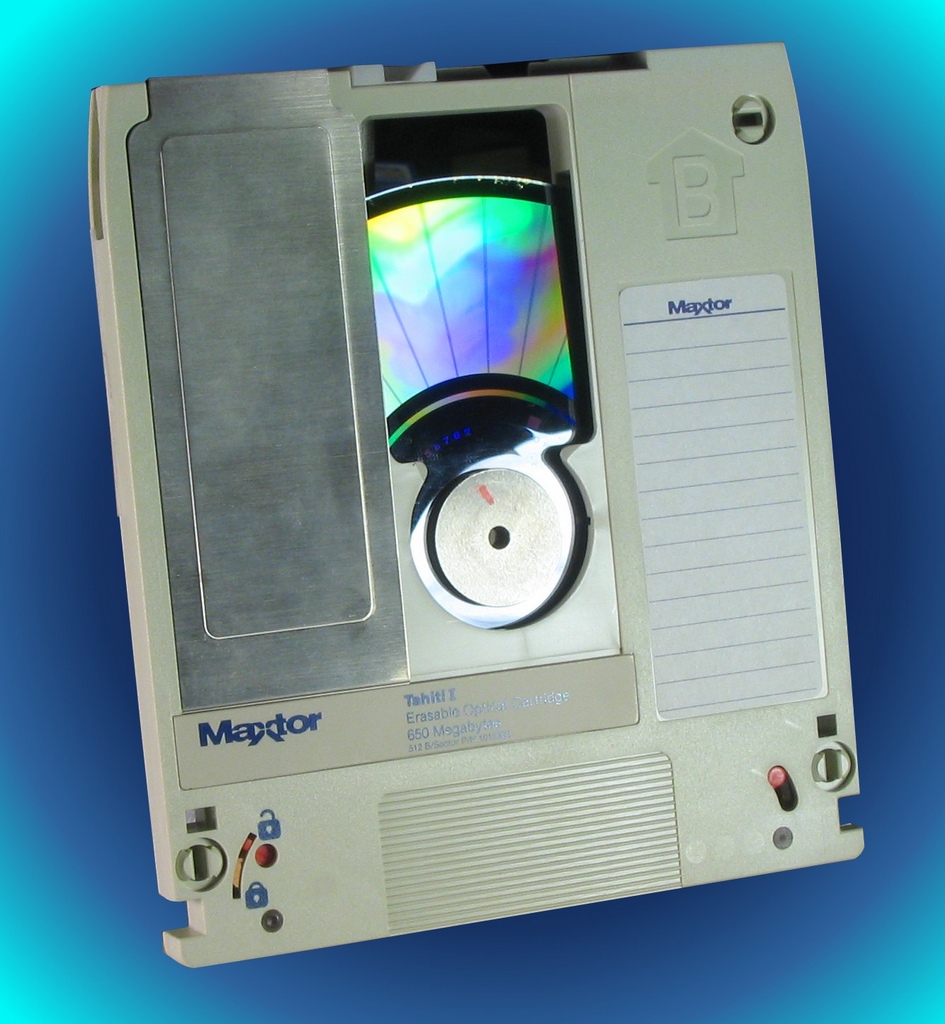 CDROM_magnetoptique_MAXSTOR.JPG